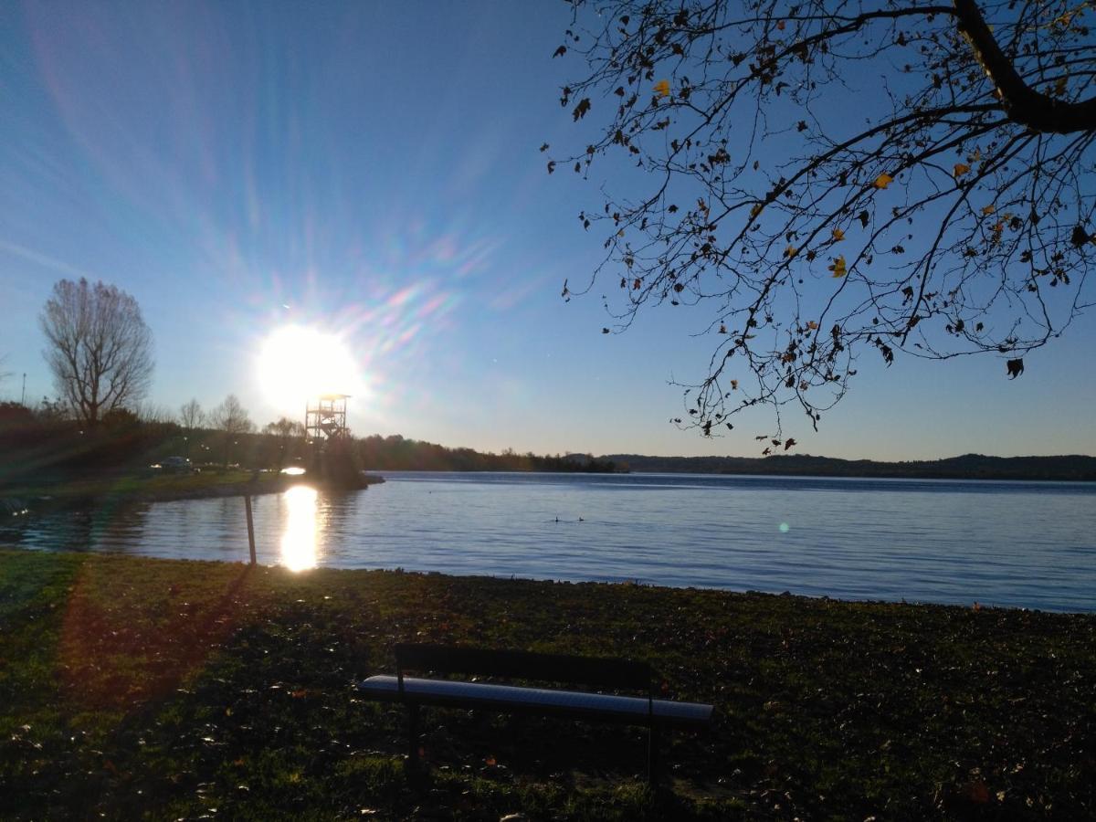 דירות גביראטה Tramonto Al Lago מראה חיצוני תמונה